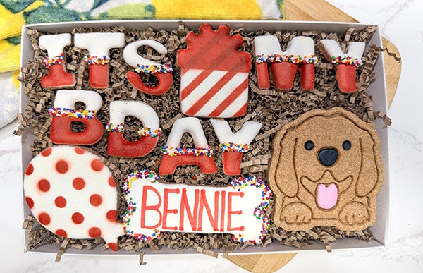 It's My B'Day Dog Birthday Treat Gift Box (Personalized)