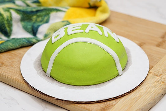 🎾 Tennis Ball Shaped Dog Birthday Cake – All-Natural Peanut Butter & Banana Dog Cake