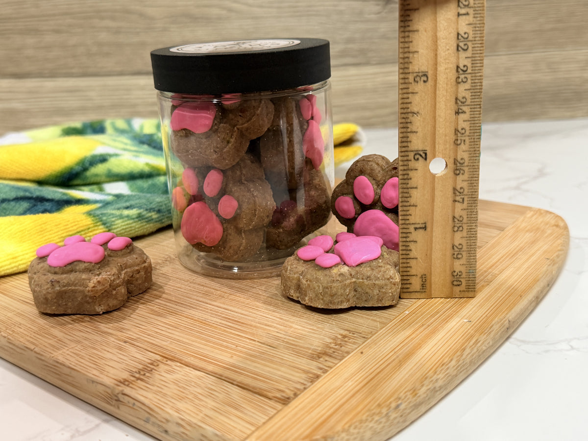 Peanut Butter Banana Cake Crunchies – Dehydrated Paw Dog Treats