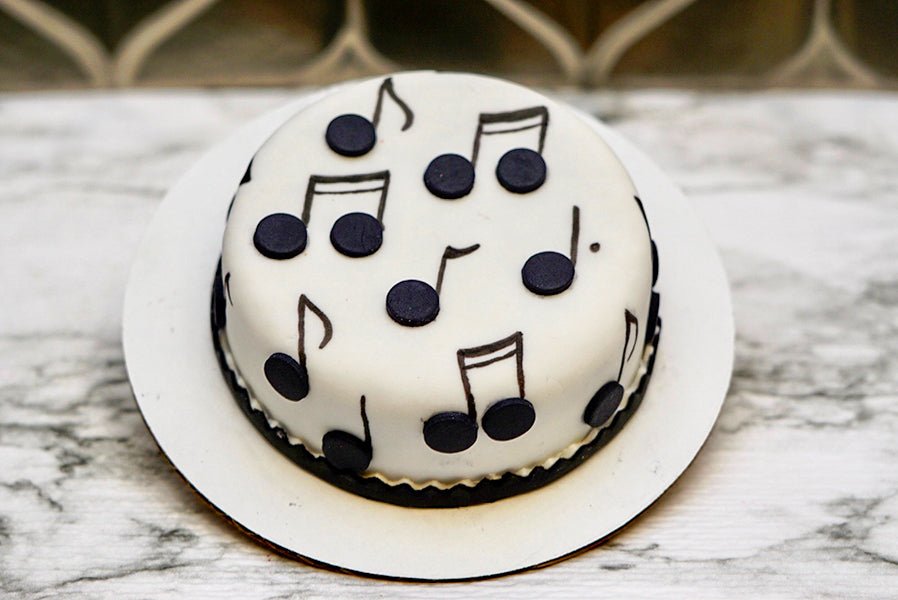3 Paws Kitchen Dog Cake- Custom Designed Cake - 3 Paws Kitchen